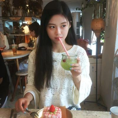 女孩的灵缇犬